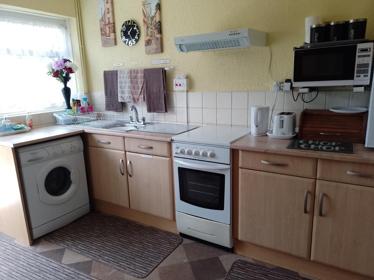 Super Single Room Cardiff Extérieur photo