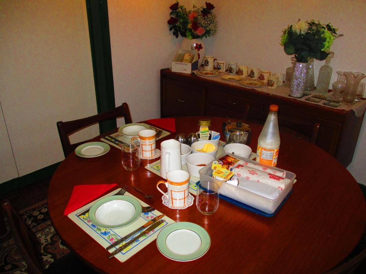Super Single Room Cardiff Extérieur photo