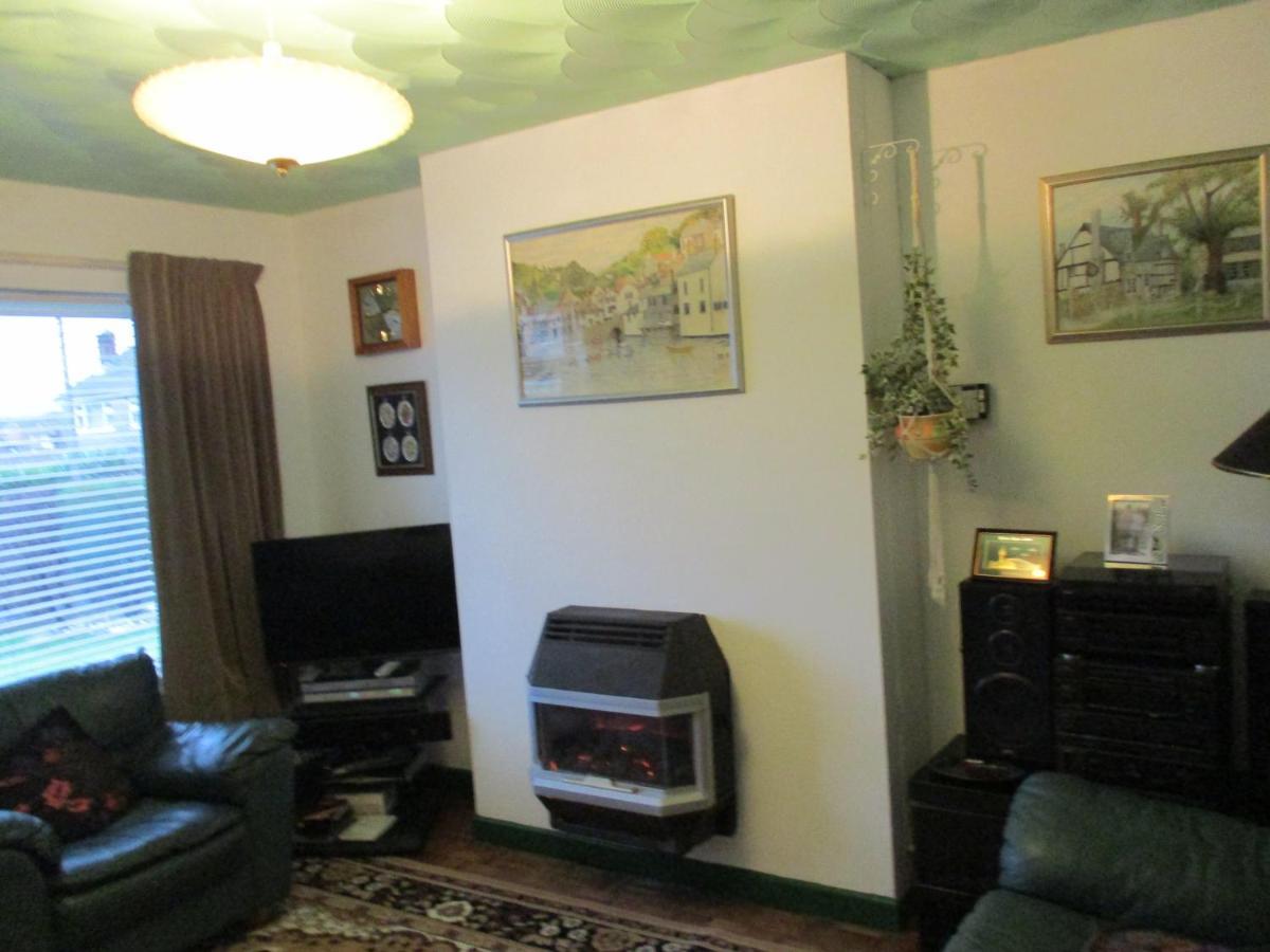 Super Single Room Cardiff Extérieur photo